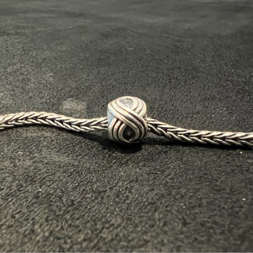 Pandora Retired Changing Season silver charm